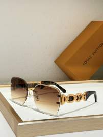Picture of Louis Vuitton Sunglasses _SKUfw80535270fw